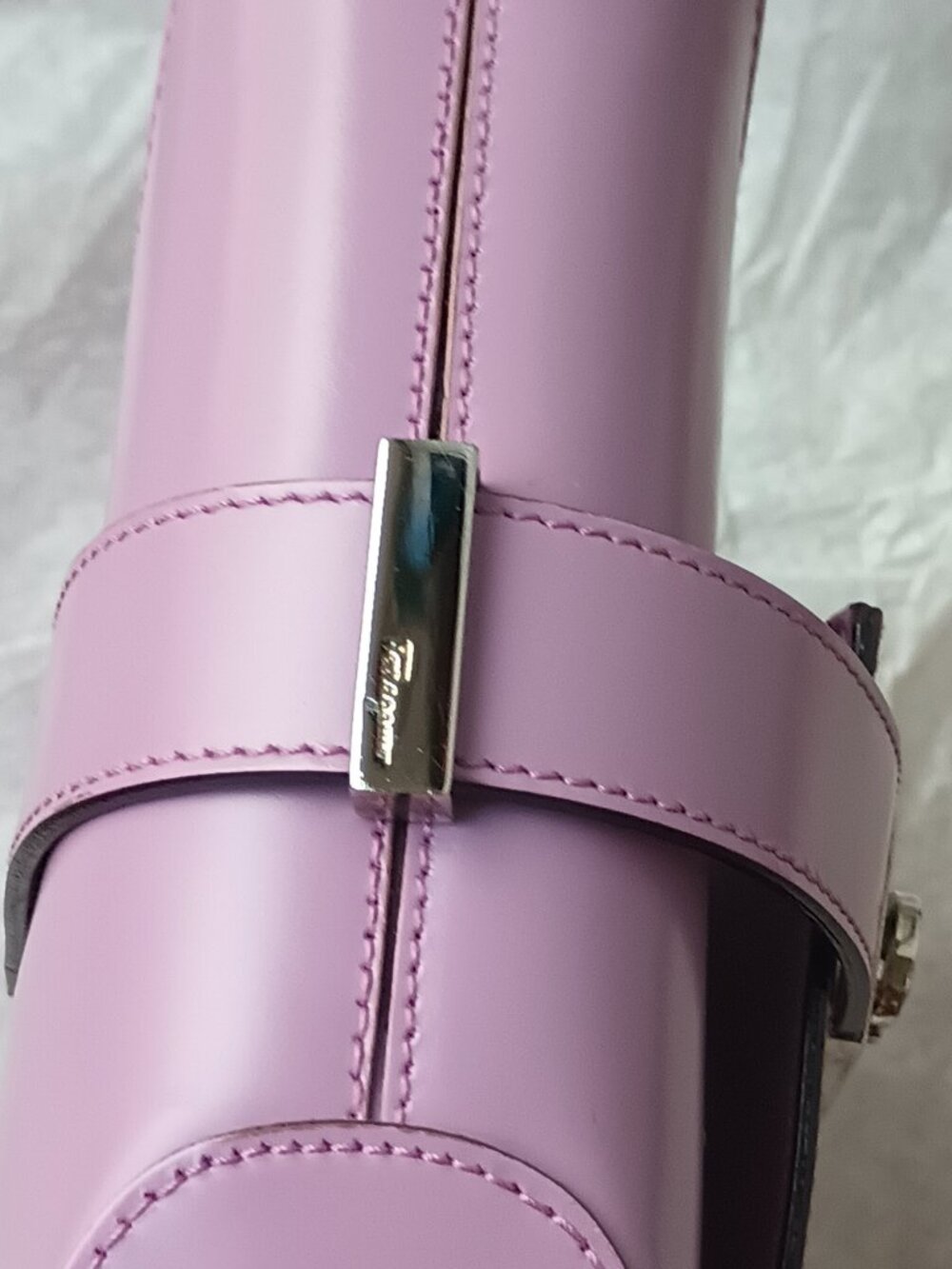 Ferragamo Hobo Shoulder Bag - Picture 7 of 11